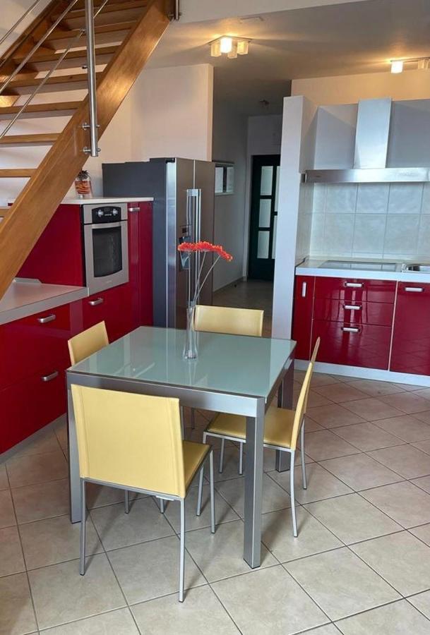 Apartments Josip Бол Екстериор снимка